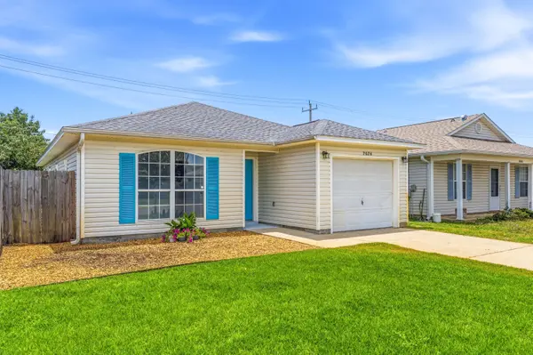 7674 Chablis CIR, Navarre, FL 32566