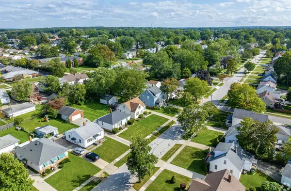 How Buyers Search for Homes Now, and How We Write Mayfield Heights Listings for It