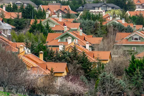 Can a First-Time Buyer Actually Afford Beachwood?