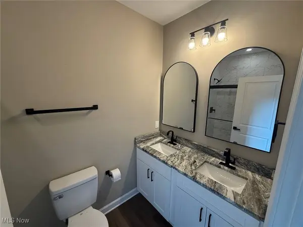 17761 Shurmer RD, Strongsville, OH 44136