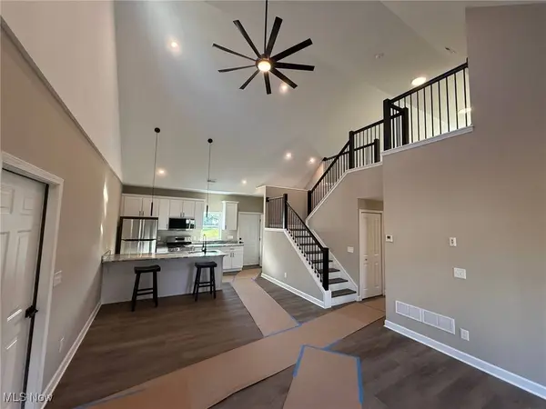 17761 Shurmer RD, Strongsville, OH 44136