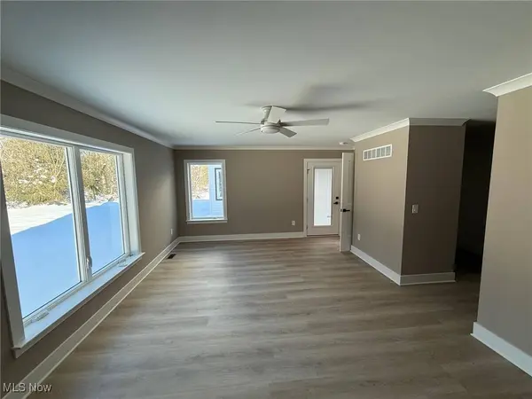 3940 Ellendale RD, Chagrin Falls, OH 44022