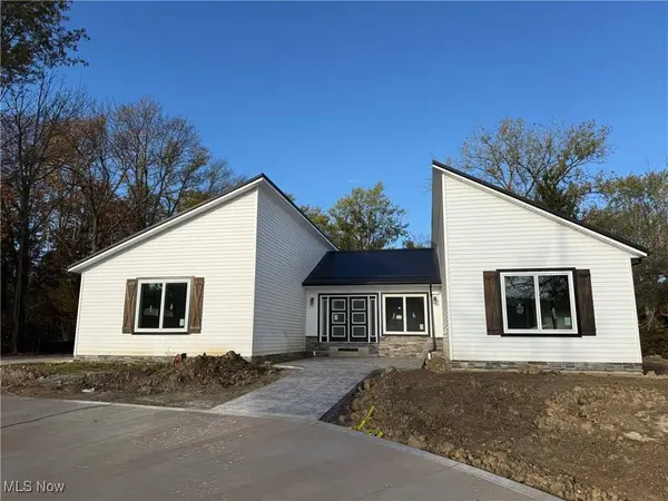 3940 Ellendale RD, Chagrin Falls, OH 44022