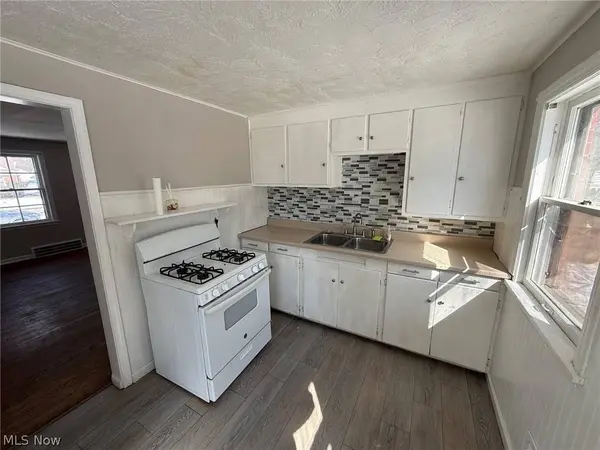 5713 South BLVD, Maple Heights, OH 44137