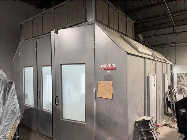 4635 Northfield RD #3, North Randall, OH 44128