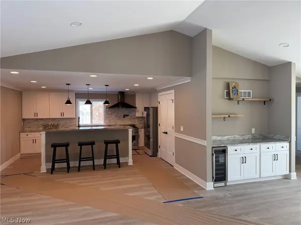 3940 Ellendale RD, Chagrin Falls, OH 44022