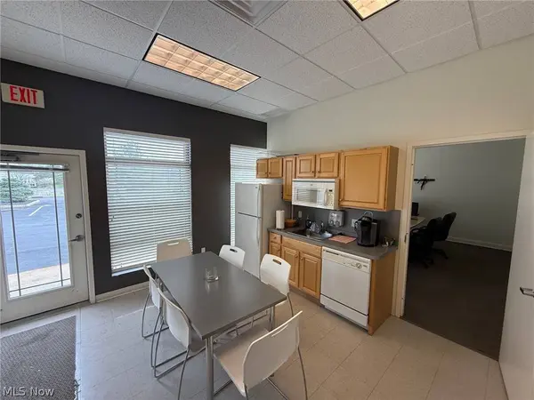 31320 Solon RD #19, Solon, OH 44139