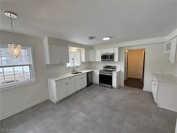 22350 S Woodland RD, Shaker Heights, OH 44122