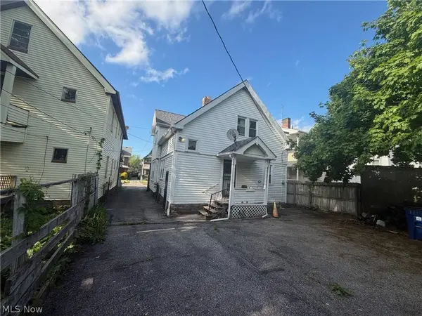 11116 Lardet AVE, Cleveland, OH 44104