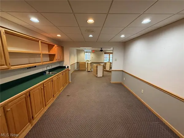 255 Park PL, Chagrin Falls, OH 44022