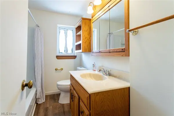 1582 Lee Terrace DR, Wickliffe, OH 44092