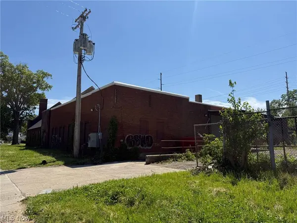 1766 E 133rd ST #3, East Cleveland, OH 44112