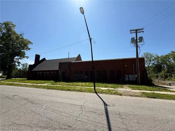 1766 E 133rd ST, East Cleveland, OH 44112