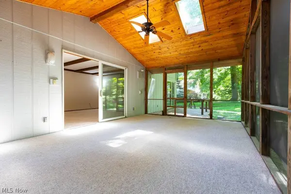 7360 Ledgewood DR, Kirtland, OH 44094