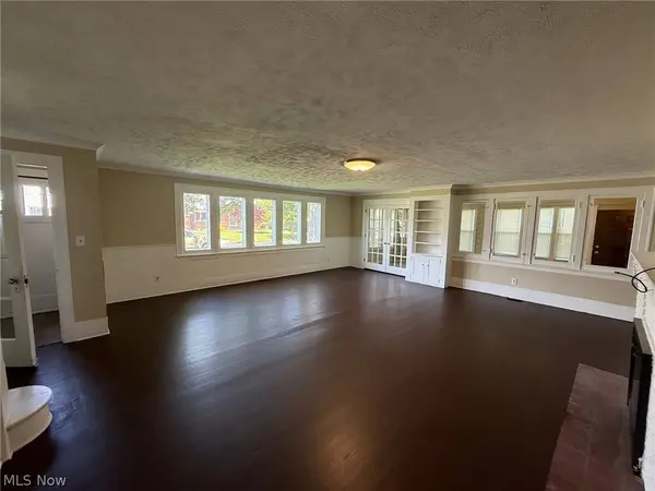 127 E 270th ST, Euclid, OH 44132
