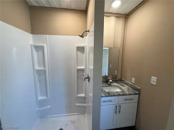 4832 E 84th ST, Garfield Heights, OH 44125