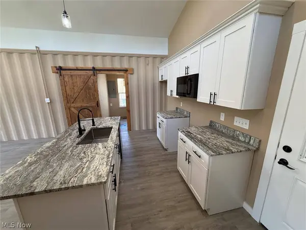 4832 E 84th ST, Garfield Heights, OH 44125