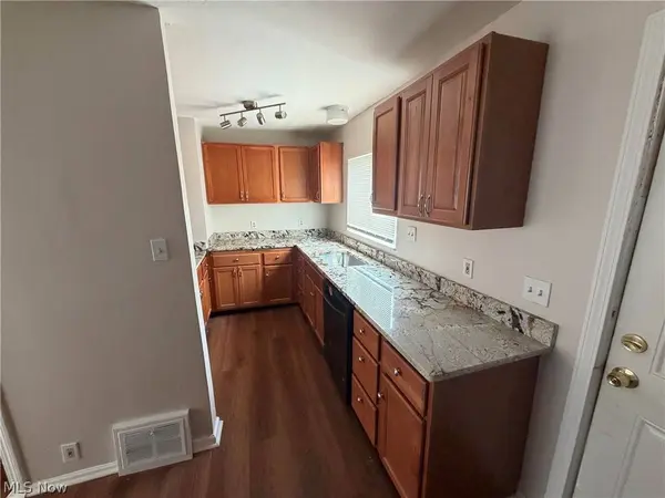 1106 Reed AVE, Akron, OH 44306