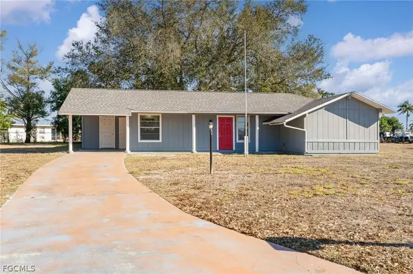 100 Contee DR, Lehigh Acres, FL 33936