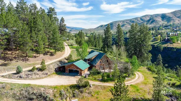 42 Hummingbird Haven, Boise, ID 83616