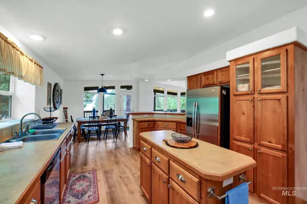 1201 W Mountain Rd., Cascade, ID 83611