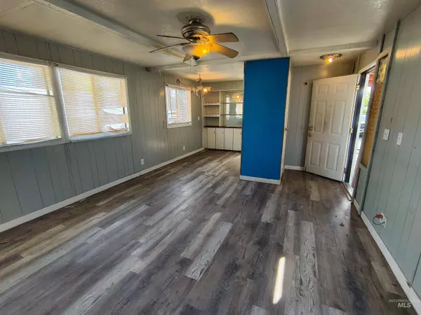 1320 W Flamingo Ave., Nampa, ID 83651