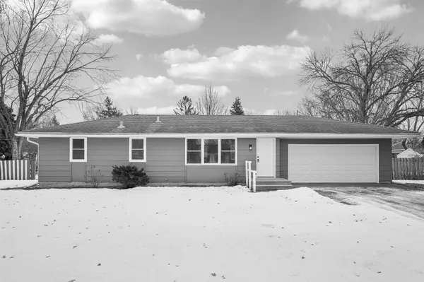20550 Iceland AVE, Lakeville, MN 55044