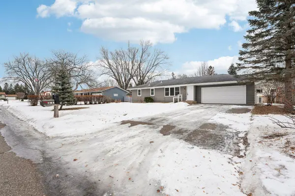 20550 Iceland AVE, Lakeville, MN 55044