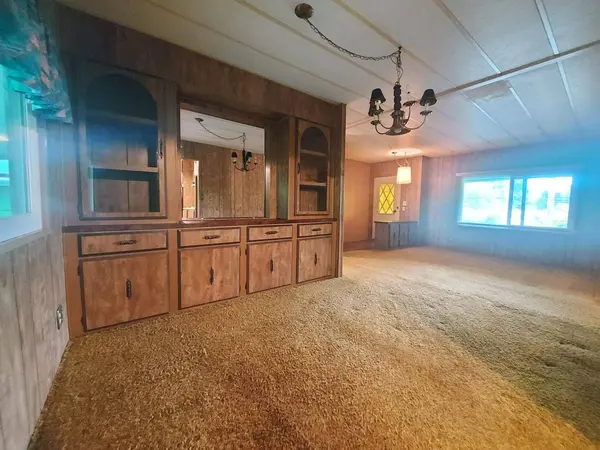 450 S Roberta WAY, Marysville, CA 95901