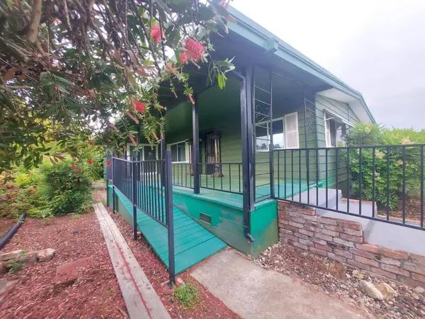 450 S Roberta WAY, Marysville, CA 95901