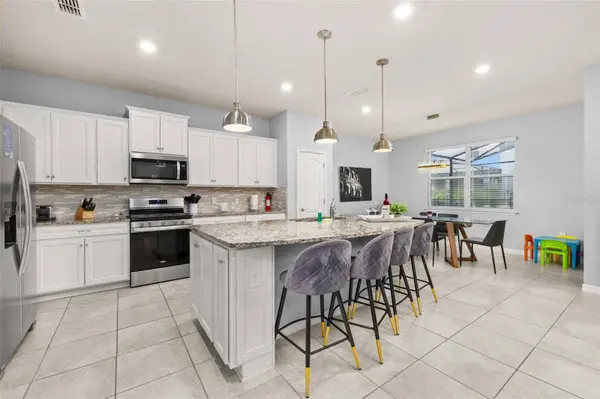 7184 OAKMOSS LOOP, Davenport, FL 33837
