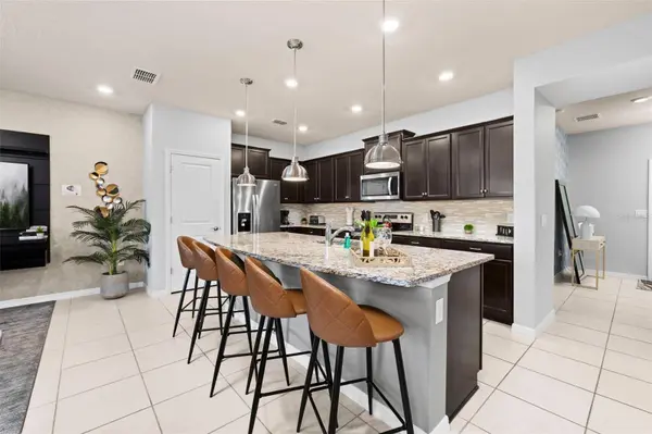 971 PARADISE DR, Davenport, FL 33897