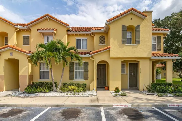 5315 PARADISE CAY CIR