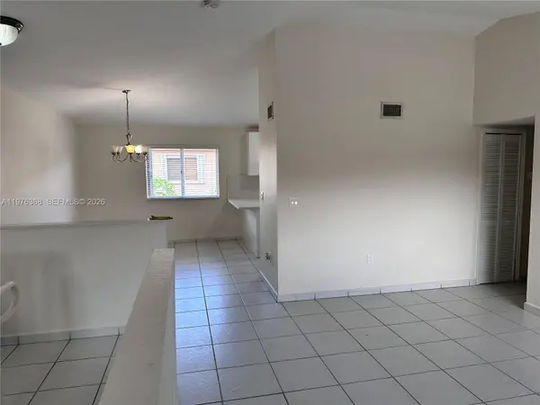 17354 NW 74th Ave #202, Hialeah, FL 33015