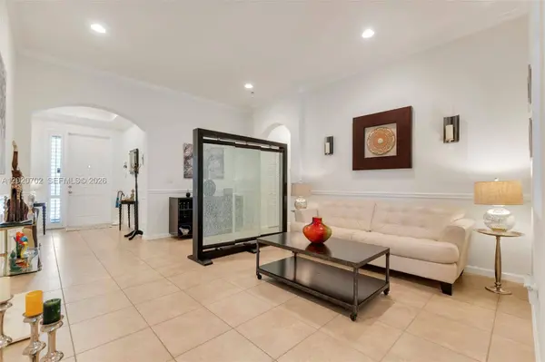 25180 SW 119th Ave, Homestead, FL 33032