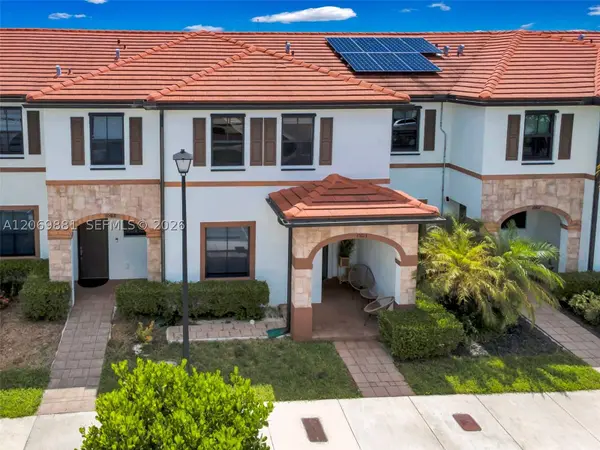 10615 W 34th Ct, Hialeah, FL 33018