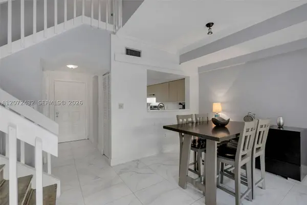 11855 SW 99th St, Miami, FL 33186