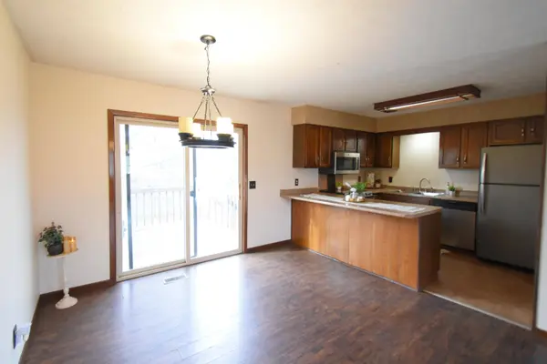 916 Pine St, South Sioux City, NE 68776