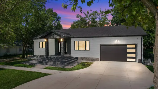 407 2nd Ave, South Sioux City, NE 68776