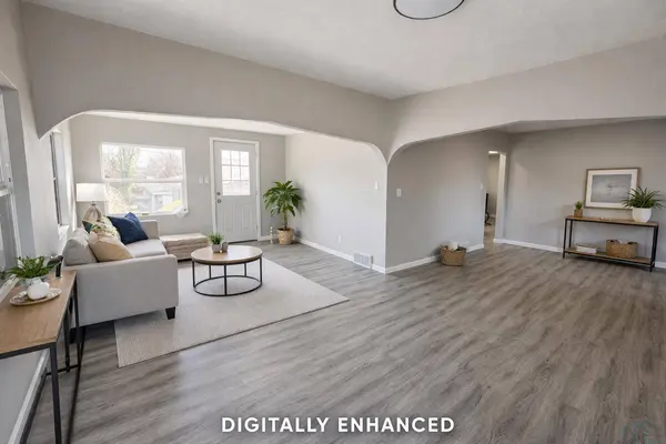 1920 W 14, Sioux City, IA 51103