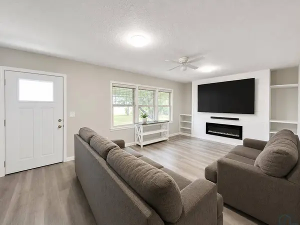 489 Hwy 35, Dakota City, NE 68731