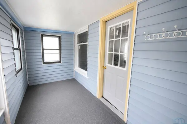 1807 3rd, South Sioux City, NE 68776