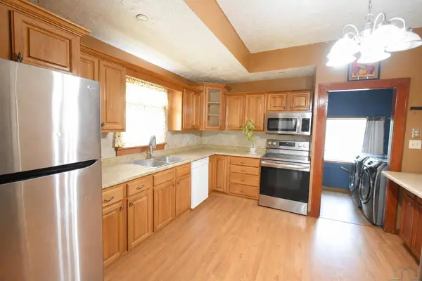 201 E 24, South Sioux City, NE 68776