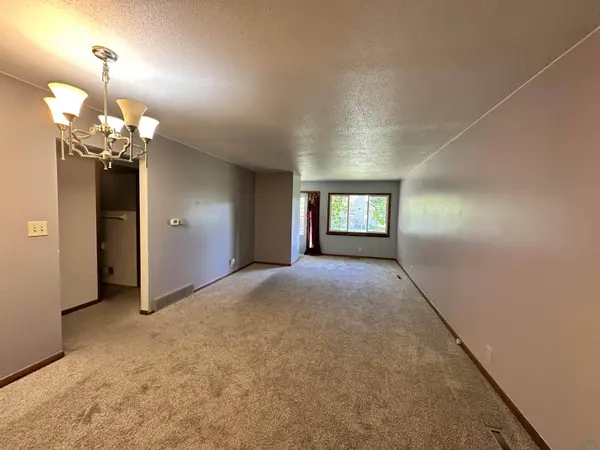 303 16th, Sioux City, IA 51105