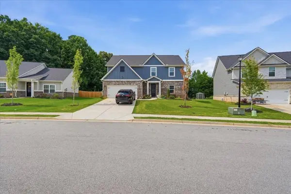 3552 Arabian Farm LN, Dacula, GA 30019