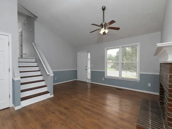 16 Huntcliff DR, Cartersville, GA 30121