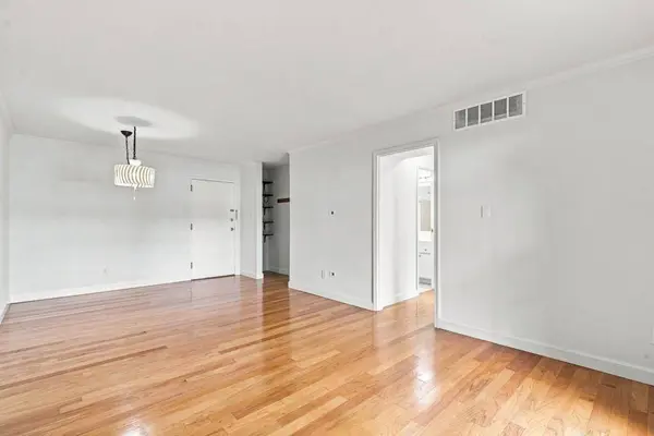 395 Pharr RD NE #208, Atlanta, GA 30305