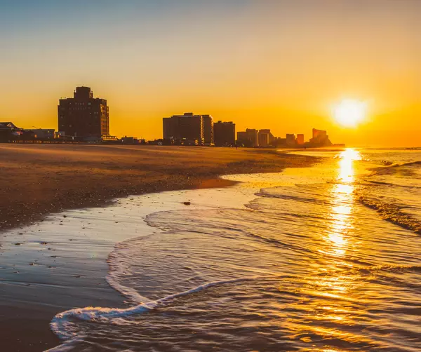 Is Living on the Grand Strand Worth It? Pros, Cons, and Real Cost Insights