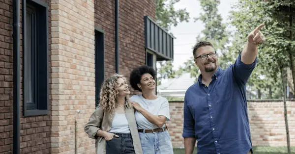 Who Truly Knows Myrtle Beach Neighborhoods? Your Guide to Finding the Right Realtor,Bigg Lloyd Dotson