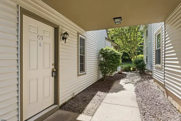 69 Waterview #33, Smithville, NJ 08205